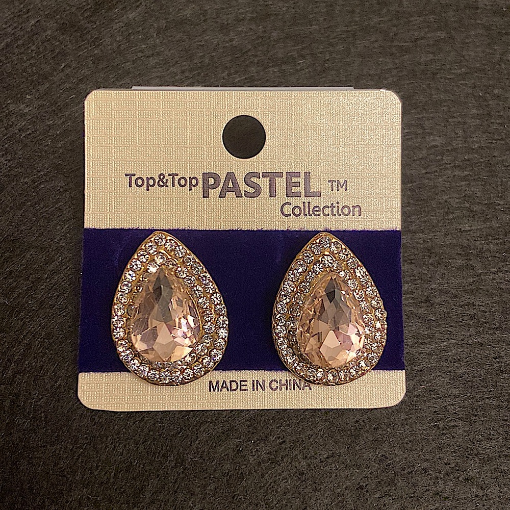 Top & Top Pastel Collection Pastel Pink & Rhinestone Clusters Tear Drop Earrings